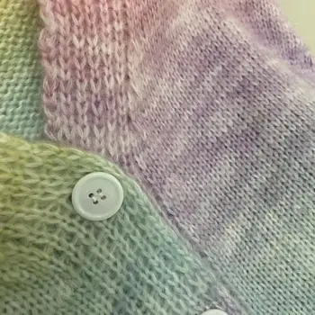 2021 m. pavasarį naujas visas rungtynes, V-kaklo krūtinėmis vaivorykštės spalvų trumpas megztas megztinis striukė moterims