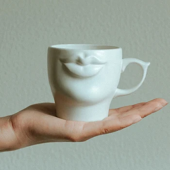 Asmeninį 3D Nagų Keraminės Kavos Puodelis Baltos spalvos Rankų darbo Porceliano Arbatos Puodelio Pieno Kūrybos Drinkware Ypatingą Dovaną Mamai Vyrai Moterys