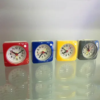 Mažas Laikrodis Didėjančia Garso, Šviesos, Ne Pažymint Analoginis Laikrodis-Žadintuvas Kelionės staliukas Darbalaukio Mažų Kelionės Laikrodis