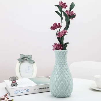 Šiaurės vaza namų gėlių kompozicijų gėlių kambarį šiuolaikinės kūrybos paprastas gėlas vanduo, kultūros namų puošybai papuošalai